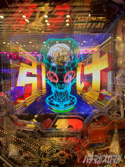 P������D