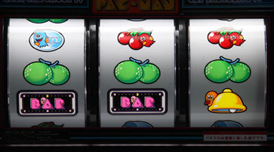 SLOT�p�b�N�}��