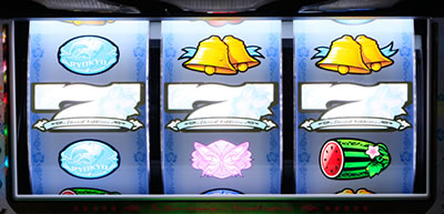 ��AT ���牫