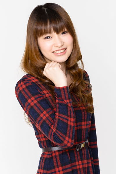 ���q����